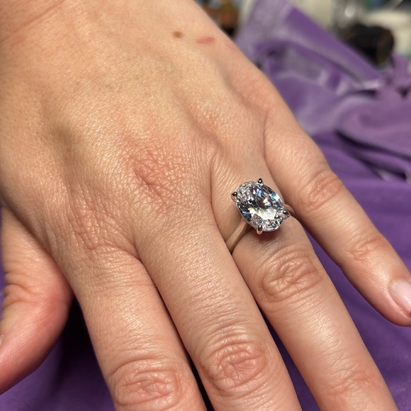 Jewelry - 💍 ✈️ 💎 Exquisite stone! Travel Ring. Approx.. 3 1/2 carat Oval shape. #EA36